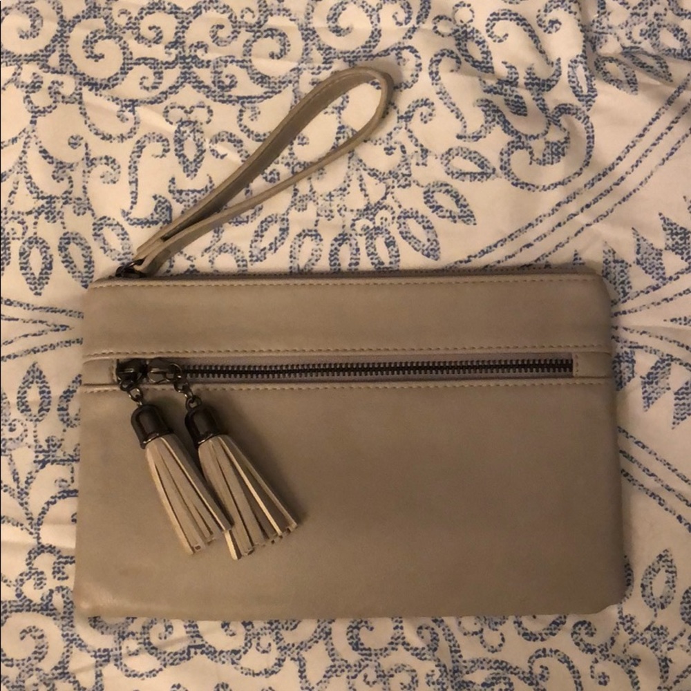 Wristlet